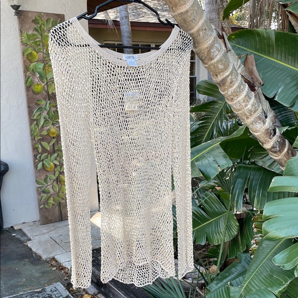 shine Tops - Sheer crochet top with sequins